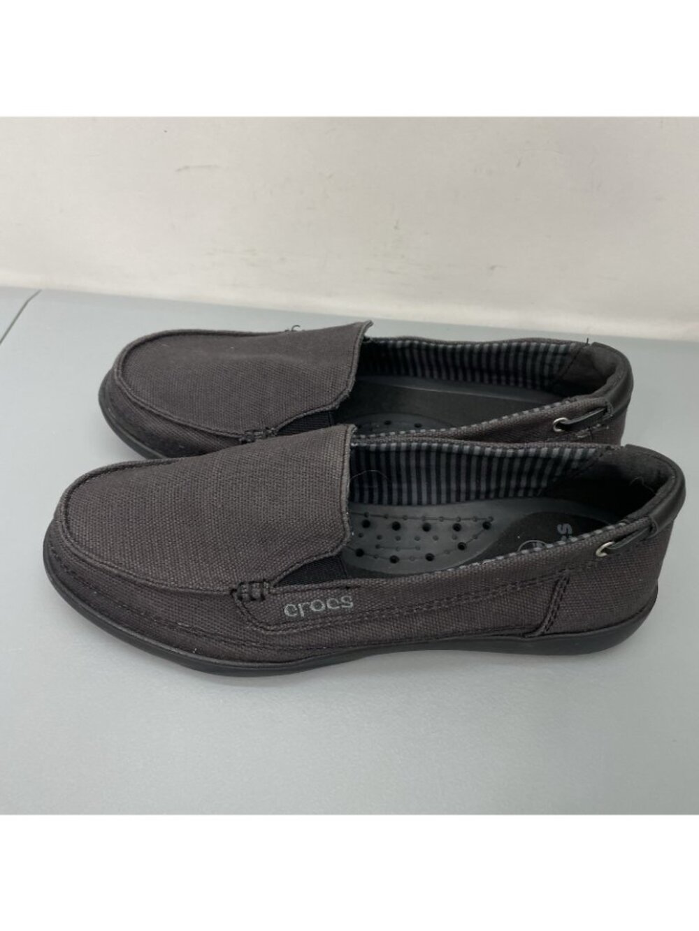 Crocs Walu Canvas Loafers Boat Shoes Brown Womens 6 - Picture 6 of 13